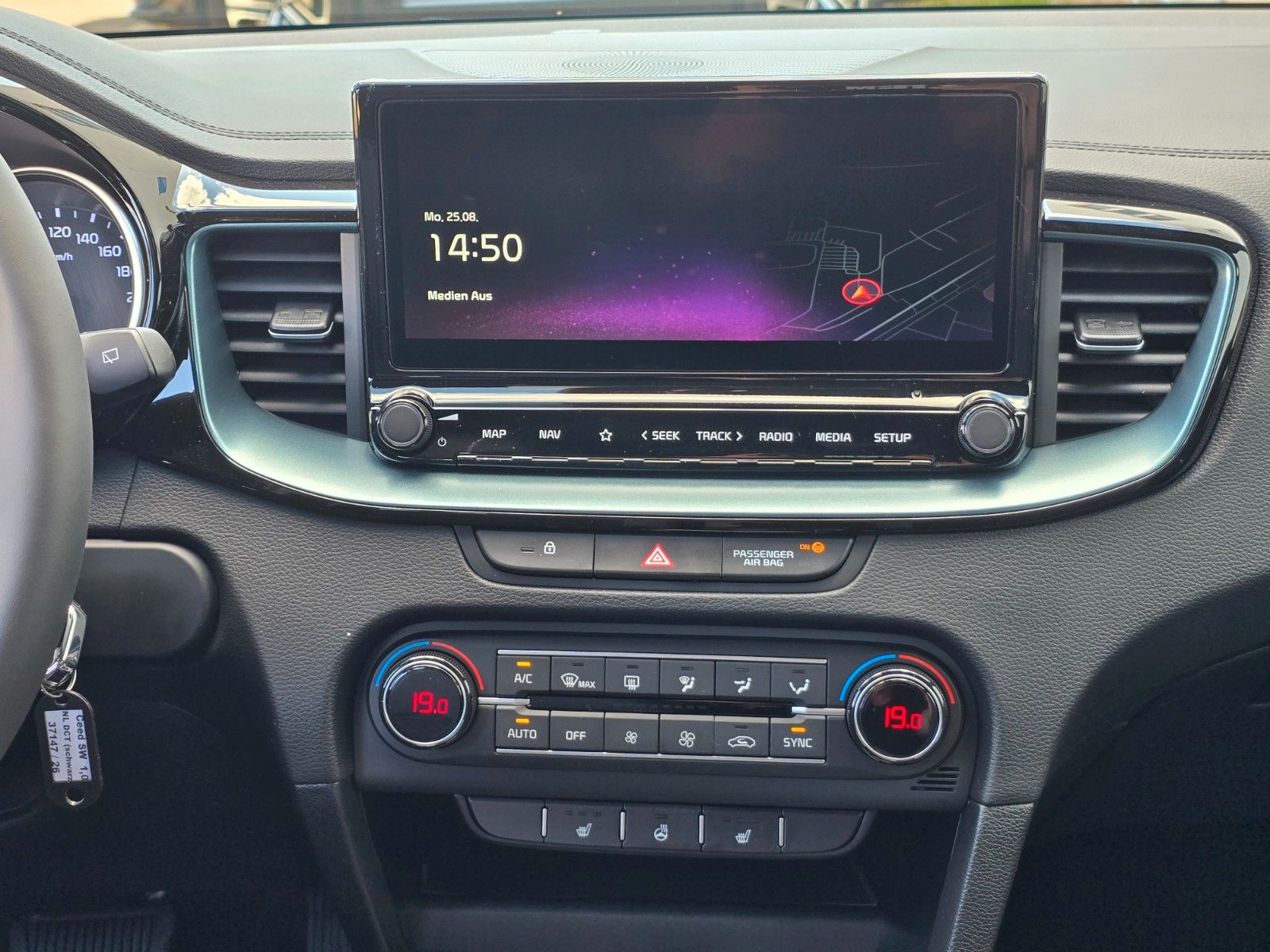 Fahrzeugabbildung Kia CEED_SW 1.0T 48V DCT 100 NIGHTLINE STD