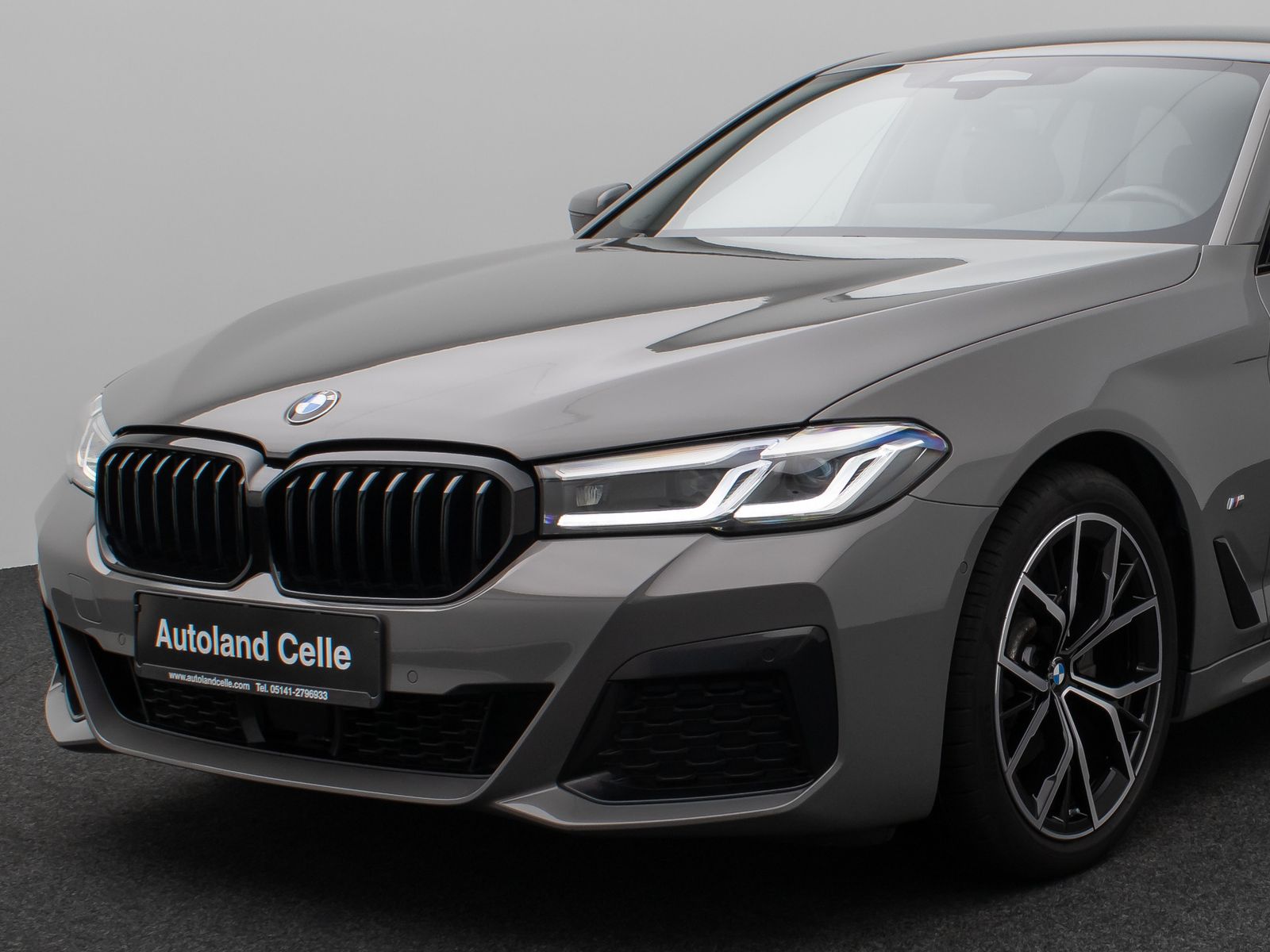 Fahrzeugabbildung BMW 520d M Sport DAB H/K PDC Stop&Go Fernlichtassist