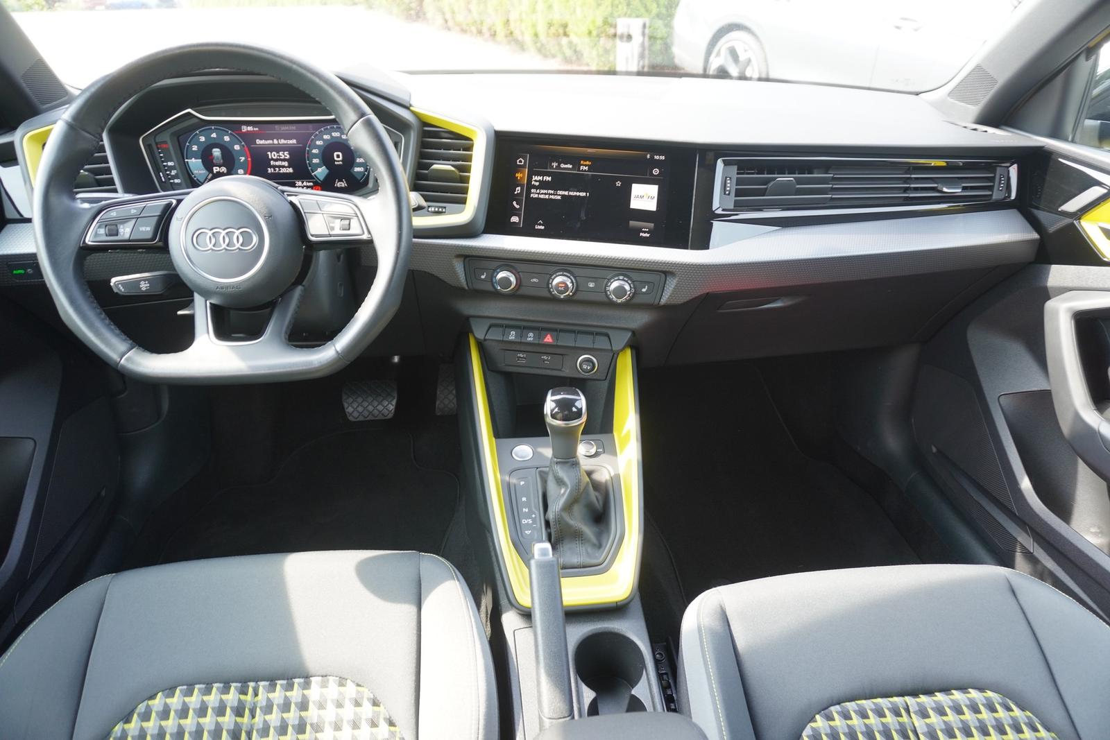 Audi A1 SB 30 1.0 TFSI S-Line LED Keyless Bluetooth