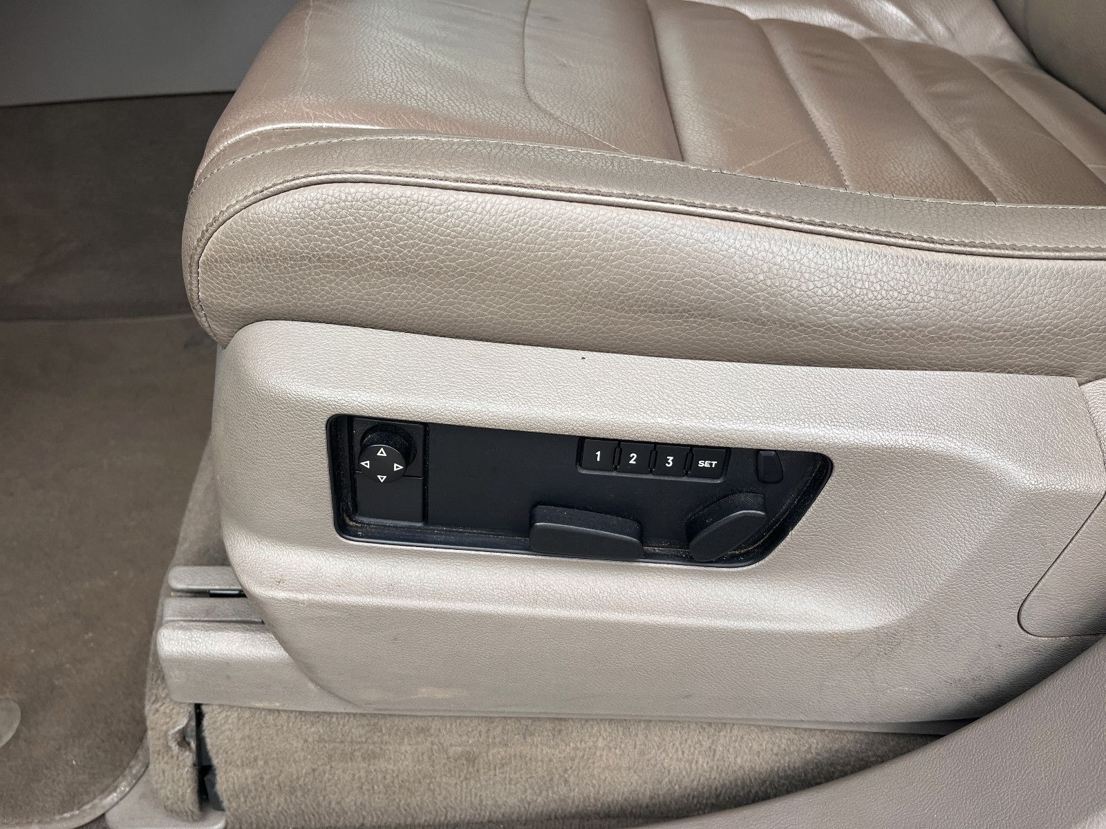 Fahrzeugabbildung Volkswagen Touareg V6 TDI