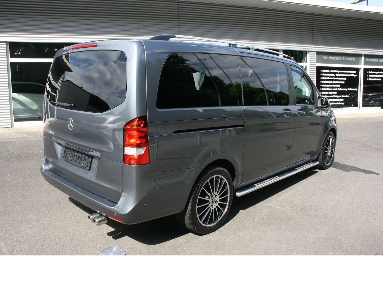 Fahrzeugabbildung Mercedes-Benz V 250 d Lang*2.5 T. Anhängelast*Trittbretter*AHK