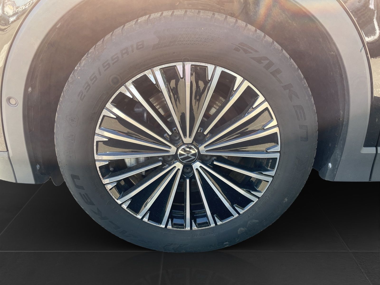 Volkswagen Tiguan - Bild 8
