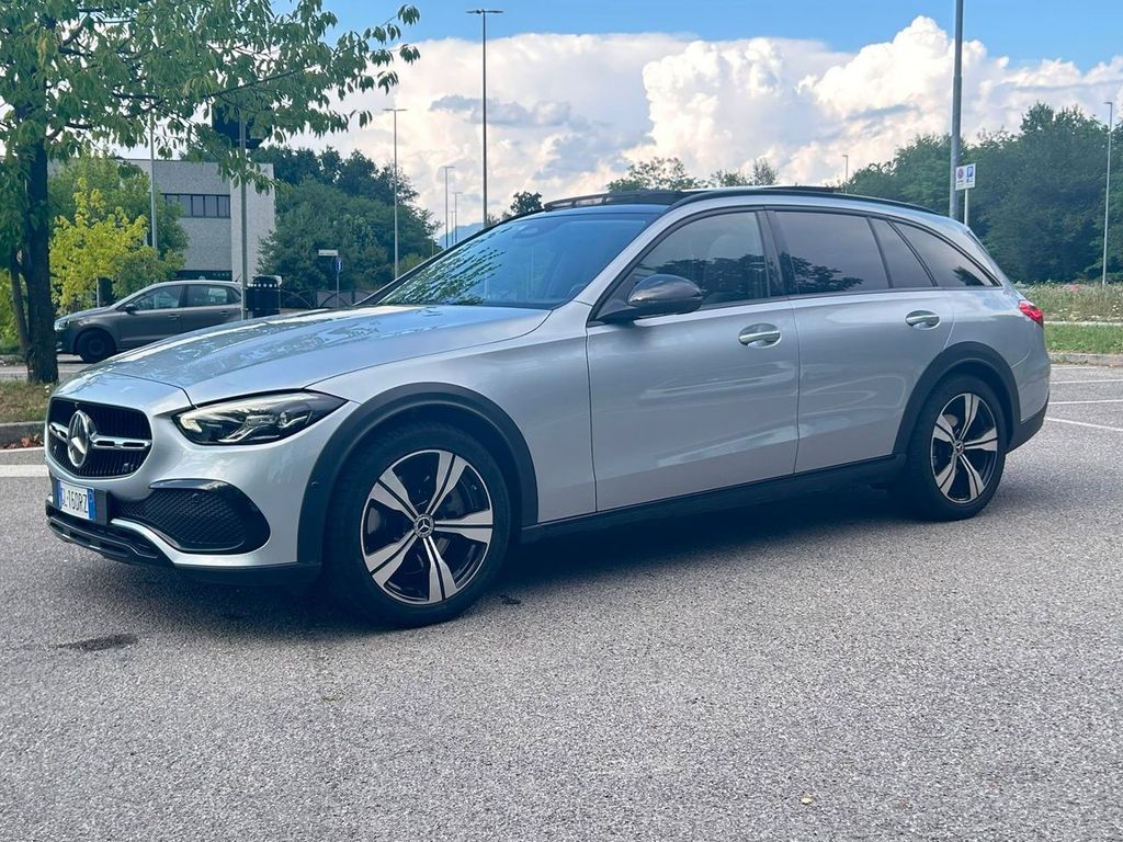 Image of Mercedes-Benz C 220
