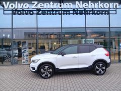 Fahrzeugabbildung Volvo XC40 T4 Twin Engine R-Design 'Ganzjahresreifen'