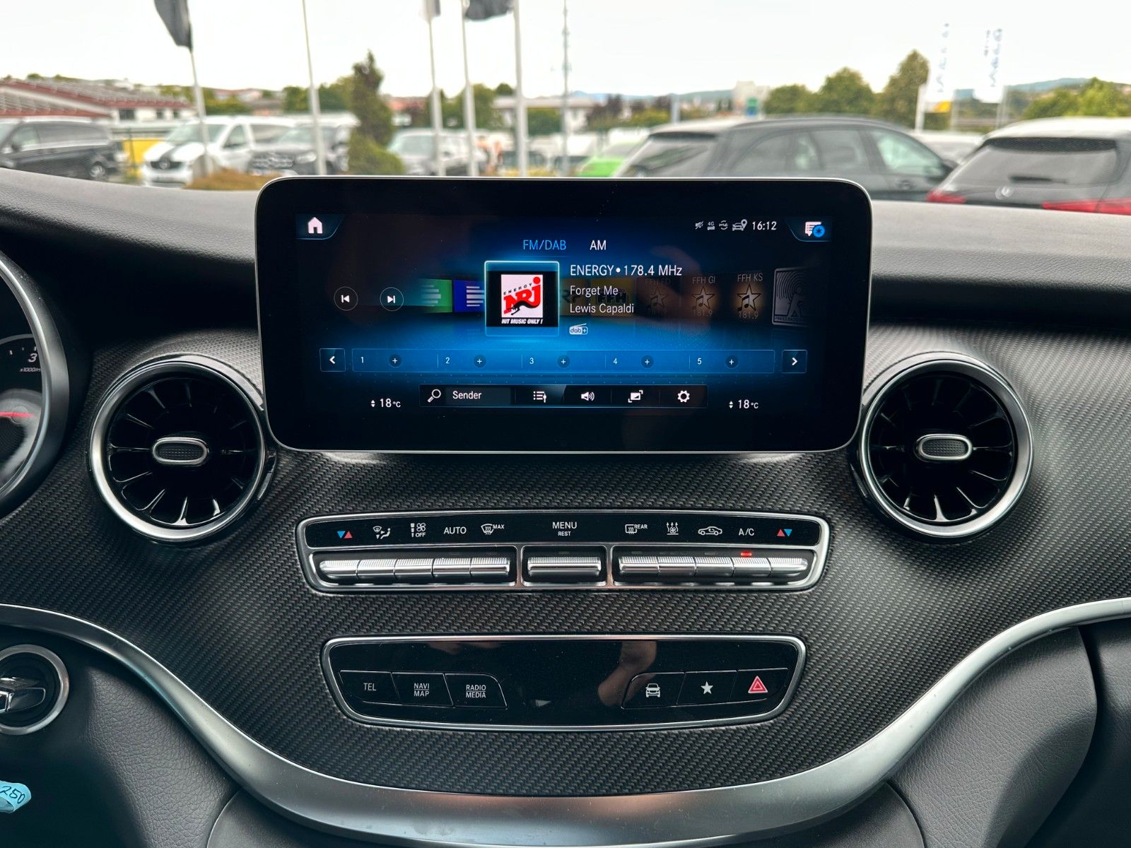 Fahrzeugabbildung Mercedes-Benz V 250 d EDITION AMG Kompakt ILS elektr Türen