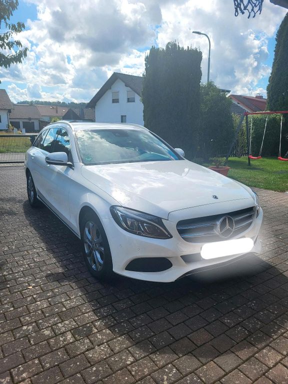 Image of Mercedes-Benz C 200