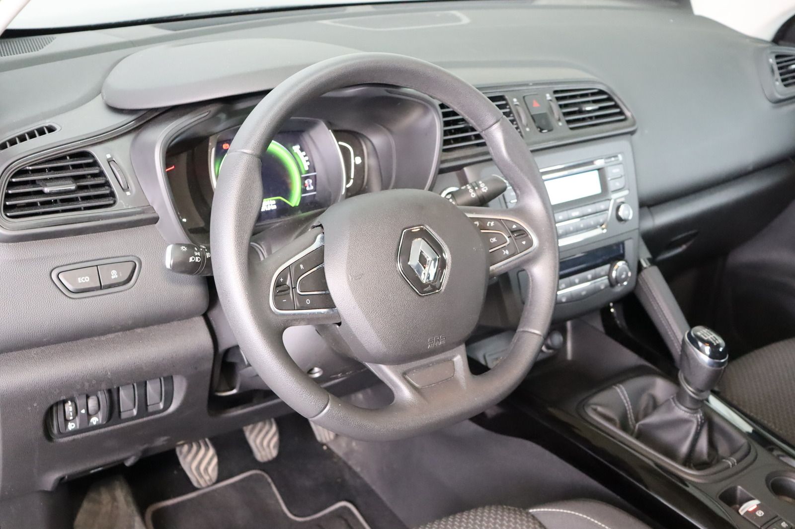 Fahrzeugabbildung Renault Kadjar * HU/AU neu * Tempomat * Klimaautom.