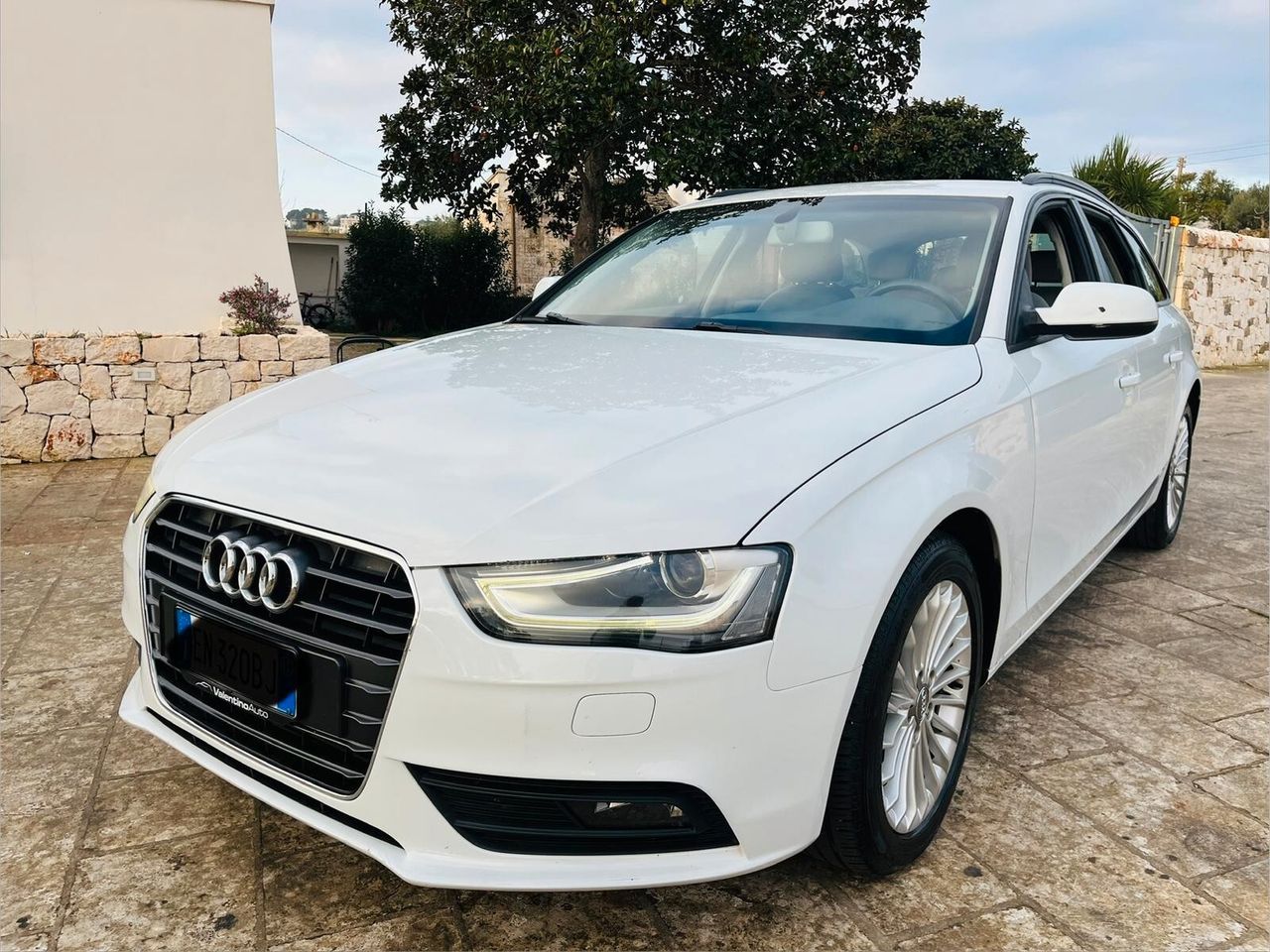 Audi A4 - 1