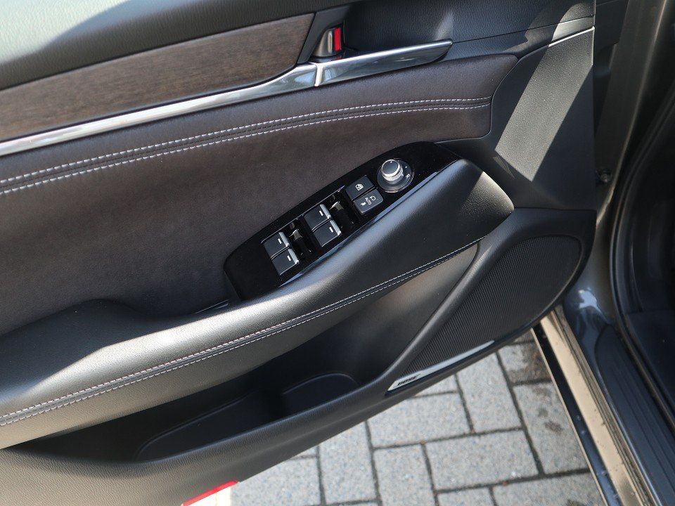 Fahrzeugabbildung Mazda 6 Takumi G-194 AT GSD NAVI Nappa-Leder BOSE Matr