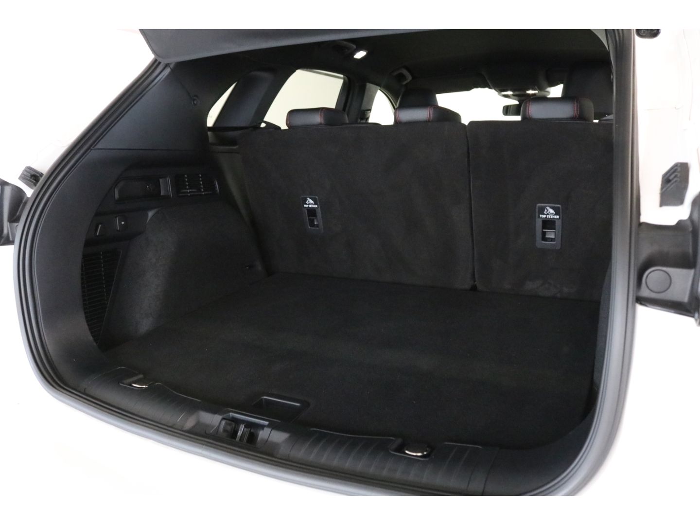 Fahrzeugabbildung Ford Kuga ST-Line X 2.5 Duratec -PHEV el.Heckklappe