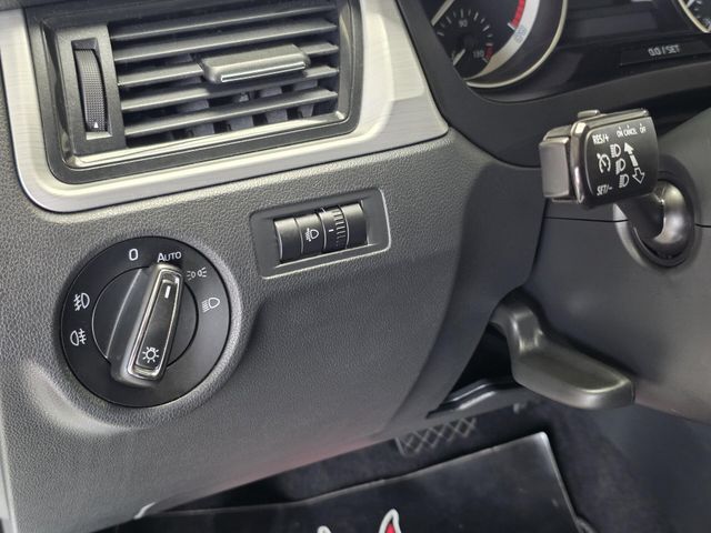 SKODA Rapid — Foto 13