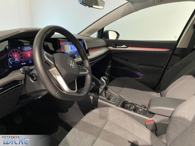 Golf VIII 1.5 TSI Life NAVI KLIMA PDC LED