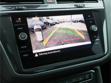 Volkswagen Tiguan Comfortline 1.5 TSI DSG AHK ACC Navi App