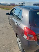 Toyota Yaris 1,0-l-Dual-VVT-i Life Life - Toyota Yaris von privat