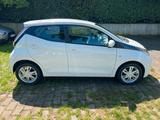 Toyota Aygo (X) 1,0-l-VVT-i x-play x-play - Toyota Aygo (X) in Bonn