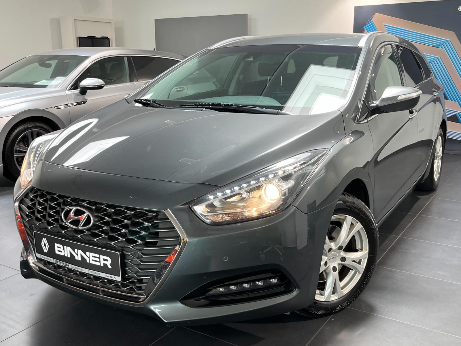 Hyundai i40 1.6 Space *NAVI*SHZ*RFK*