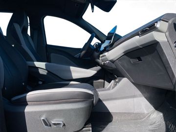 BYD Dolphin Surf Boost 43kWh KAMERA ACC ALU NAVI