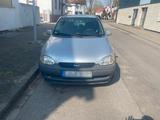 Opel corsa B 1.2 benzin - Opel Corsa aus 1999: 1.2