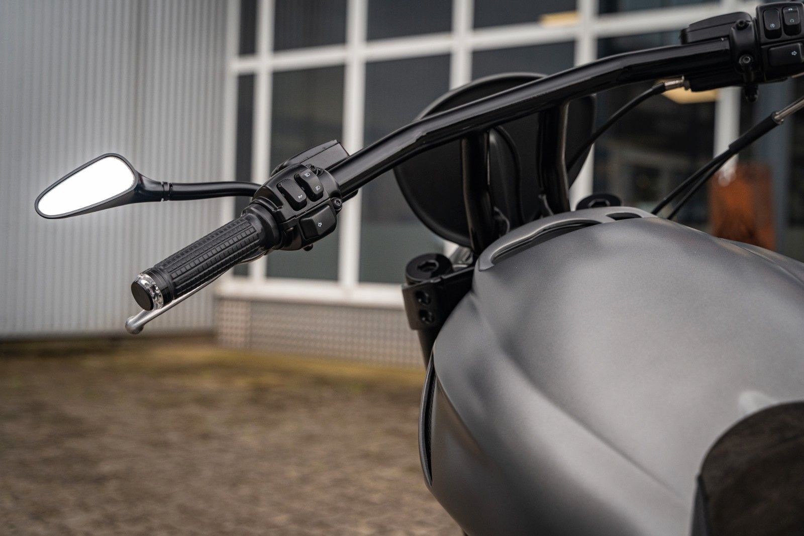 Fahrzeugabbildung Harley-Davidson VRSCR Street-Rod - Jack Lomaxx Custom Umbau