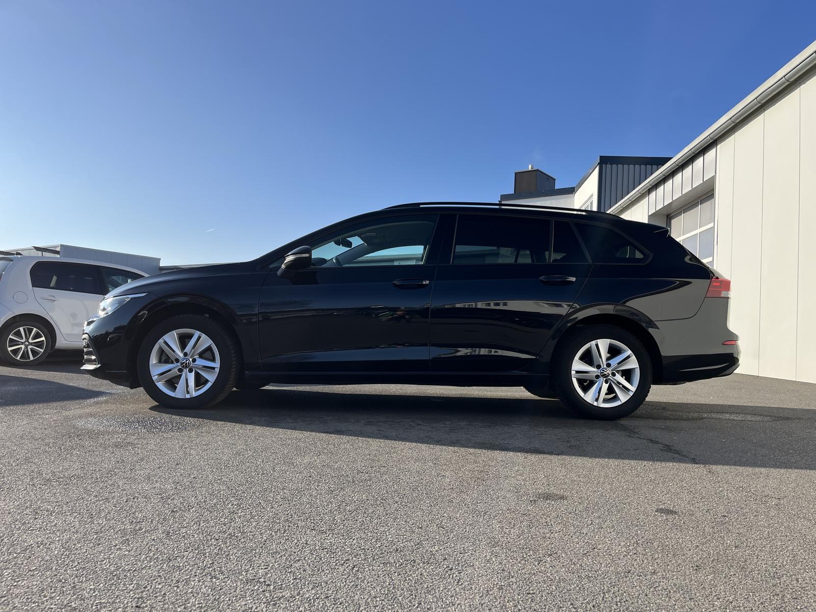 Volkswagen Golf Variant 2.0 TDI DSG Life AHK Navi SHZ ACC L