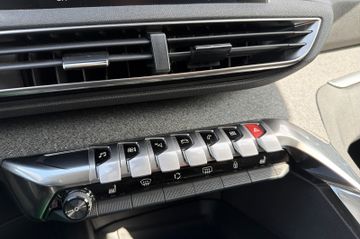 Peugeot 3008 - 12