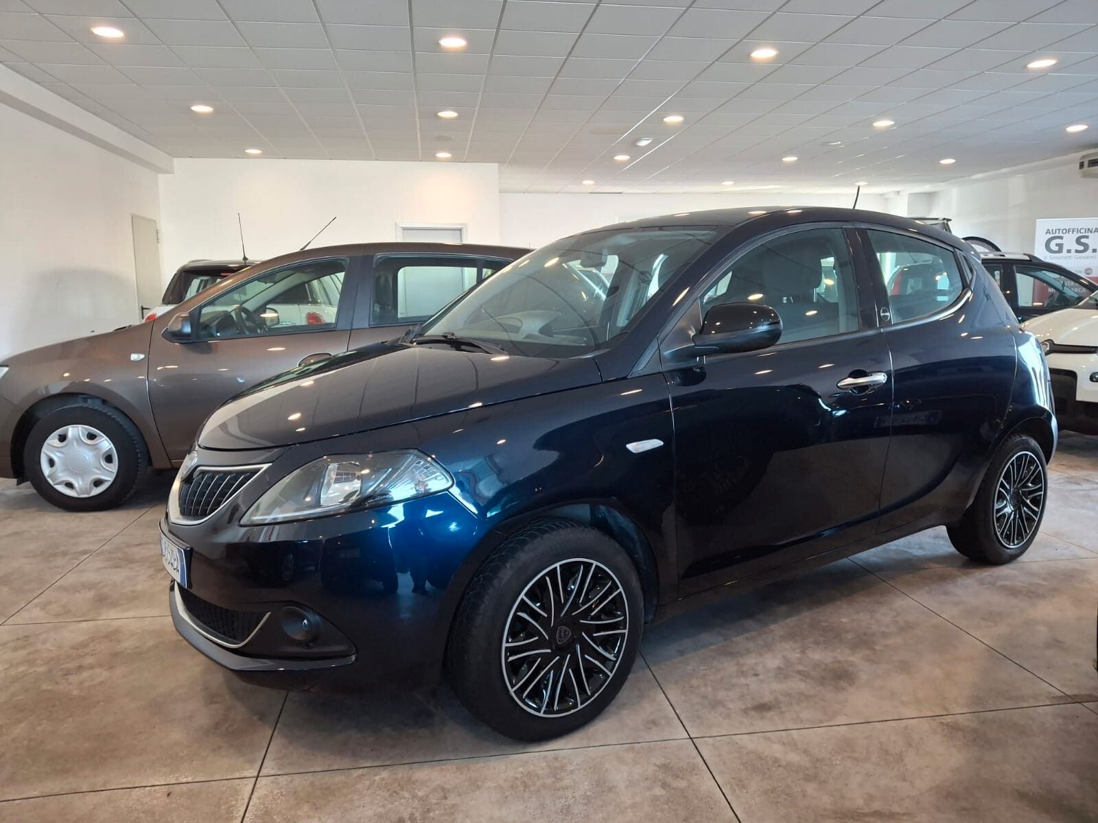 LANCIA Ypsilon