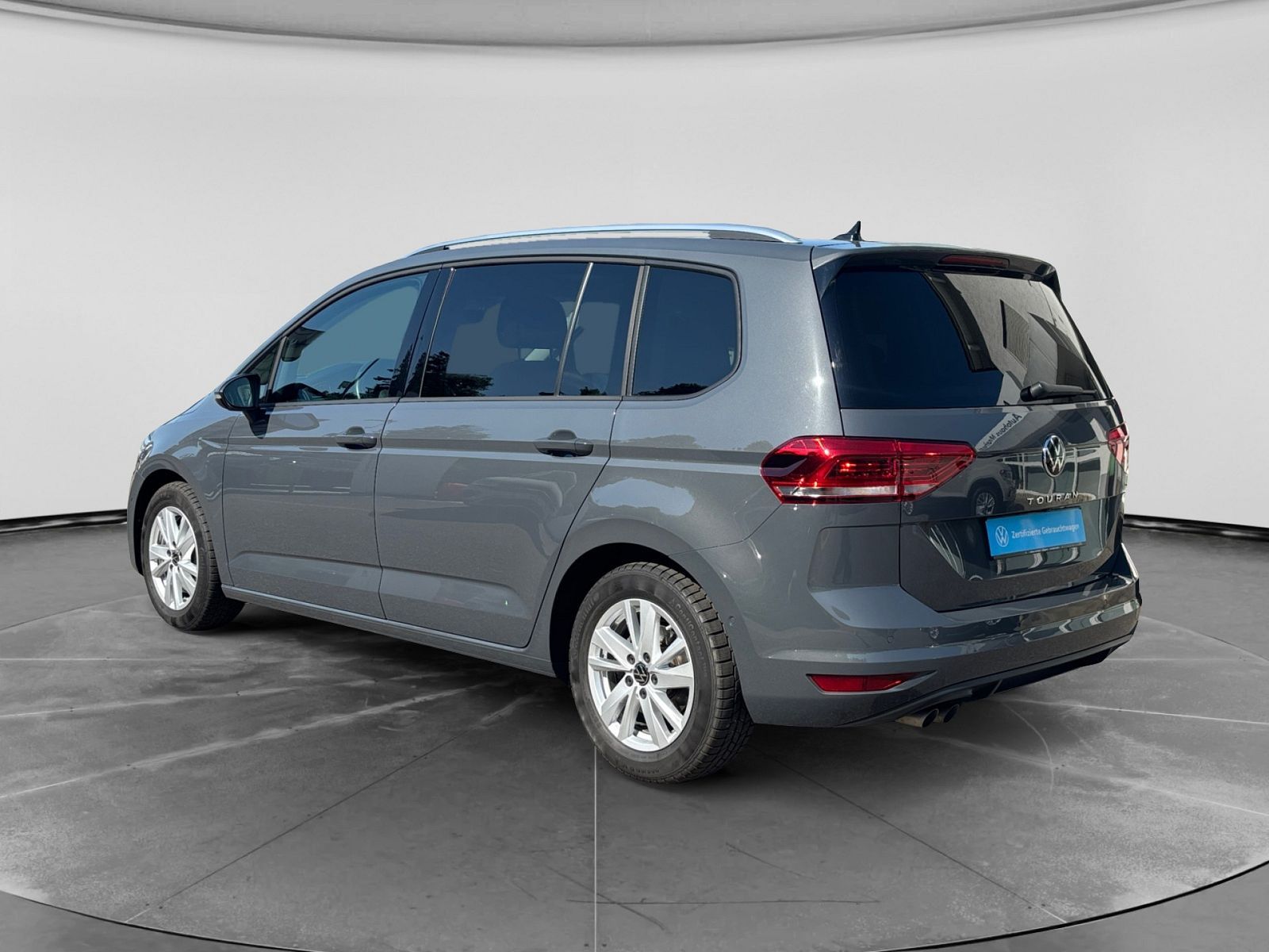 Volkswagen Touran 2.0 TDI DSG DCC ERGO PANO foto 4
