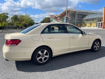 Mercedes E 220 - 6