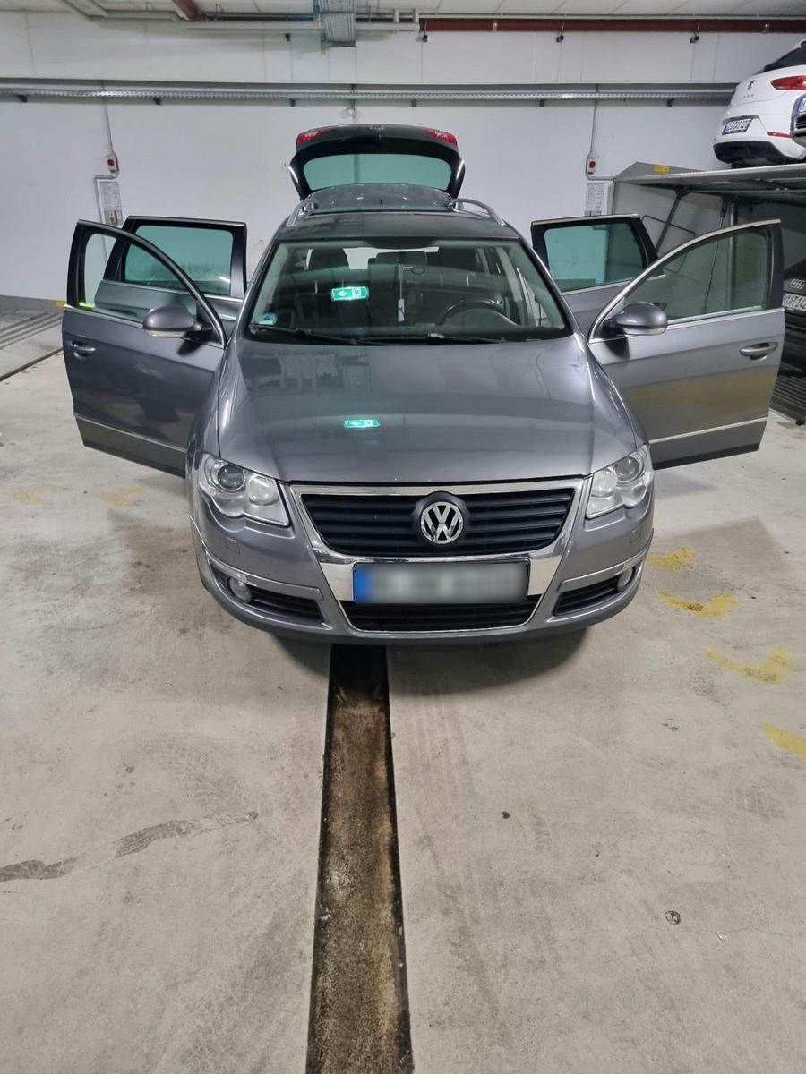 Volkswagen Passat 2006 — photo 14