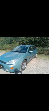Ford Focus 1.8 Ambiente Ambiente - gebrauchte Ford Focus aus dem Jahr 1999