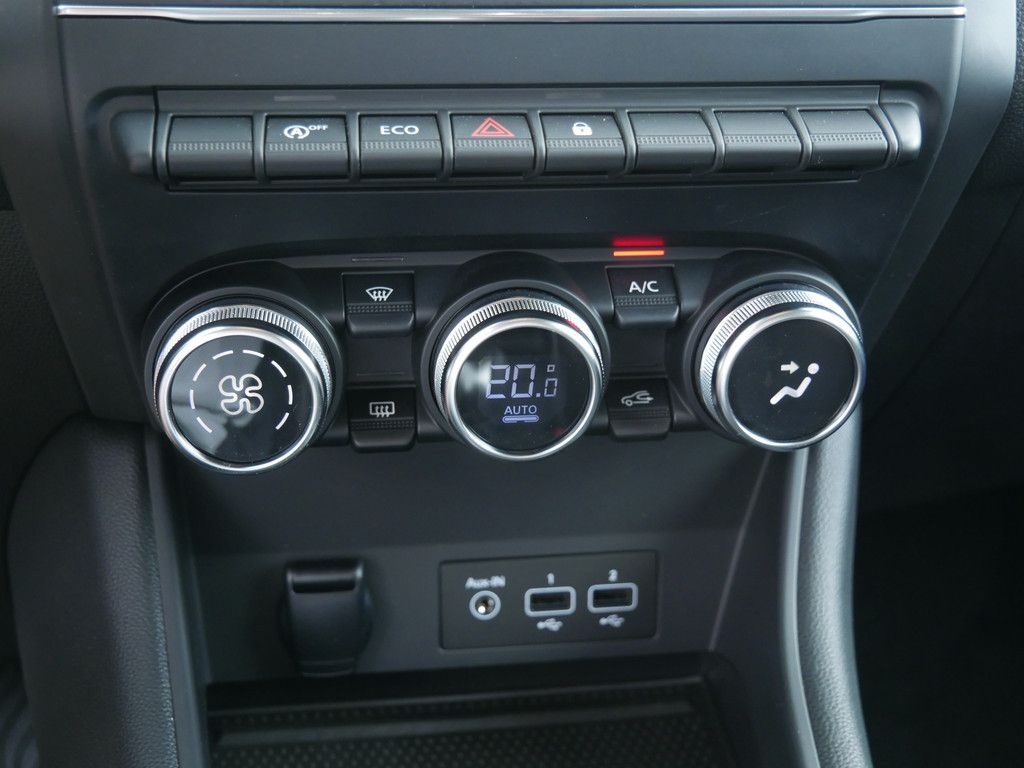 Fahrzeugabbildung Renault Captur Intens TCe 140 EDC GPF KAMERA NAVI LED