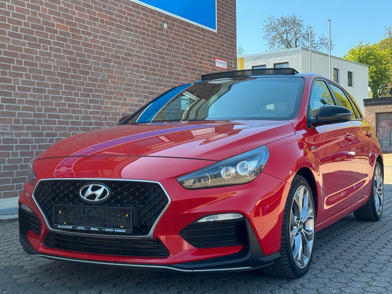 Hyundai i30 N Line XENON PANO KAMERA