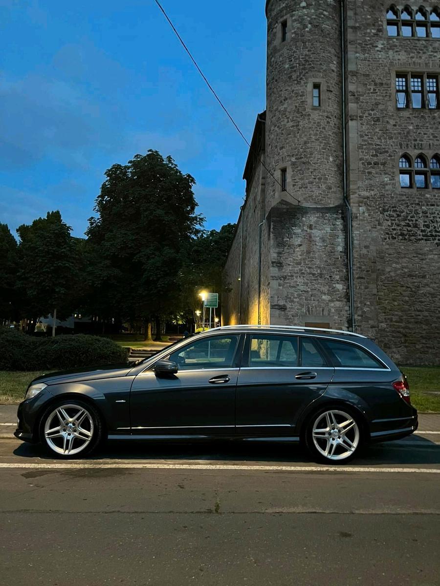 Mercedes-Benz C230 2009 — photo 5