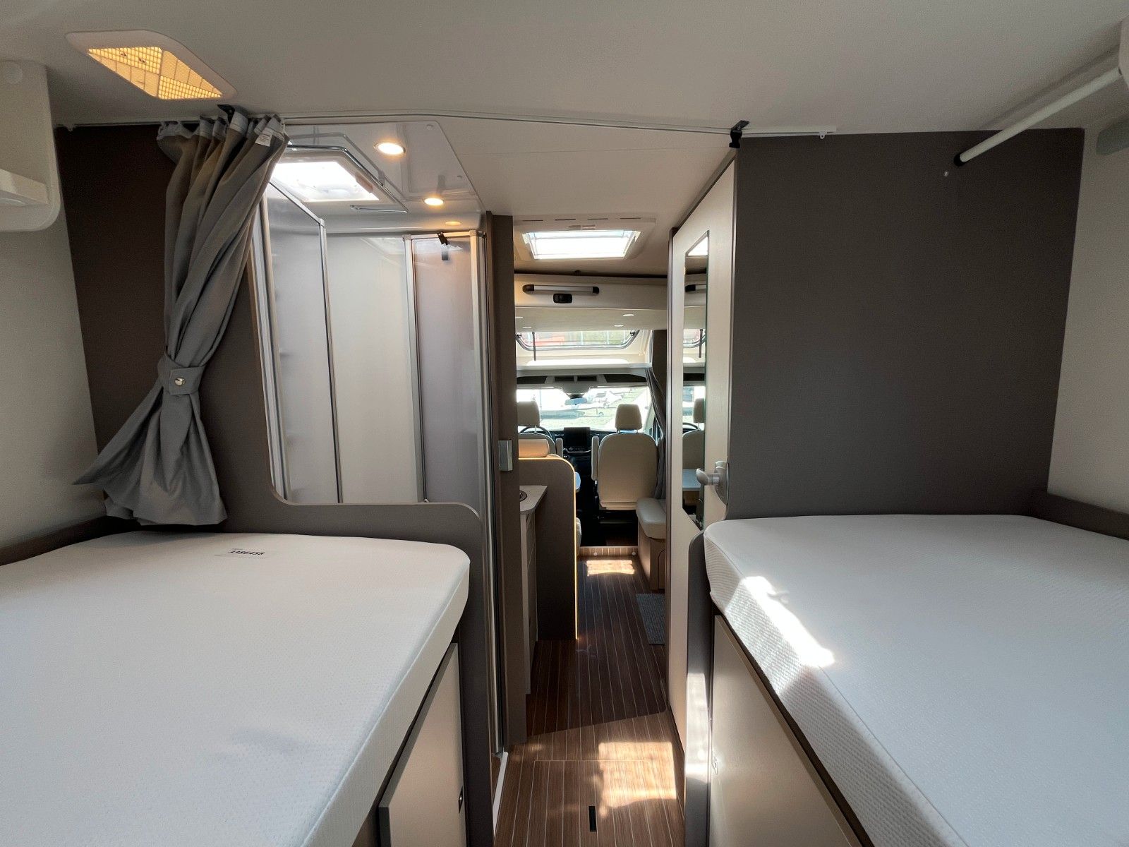 Fahrzeugabbildung Etrusco Etrusco T 7.3 SF *165PS*Markise*Backofen*Sat*Nav