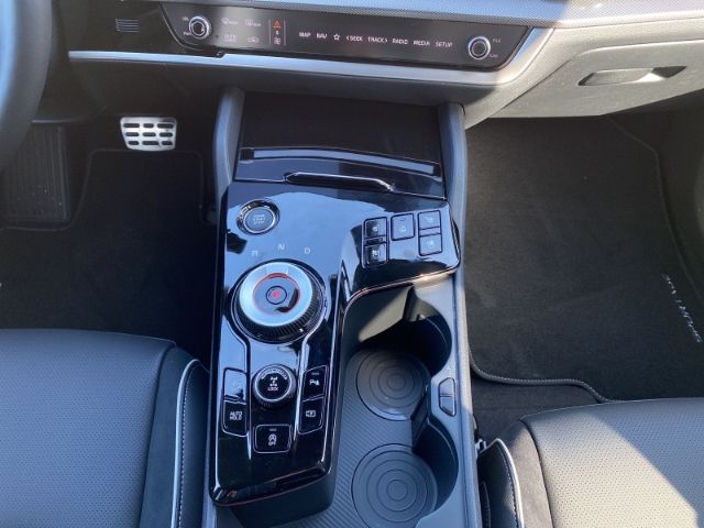 Fahrzeugabbildung Kia Sportage GT-LINE 4WD 1.6 T-GDI MILD-HYBRID *AHK*