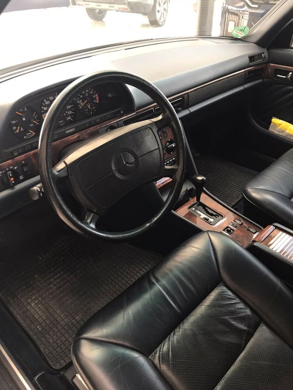 MERCEDES-BENZ S-Class 1989
