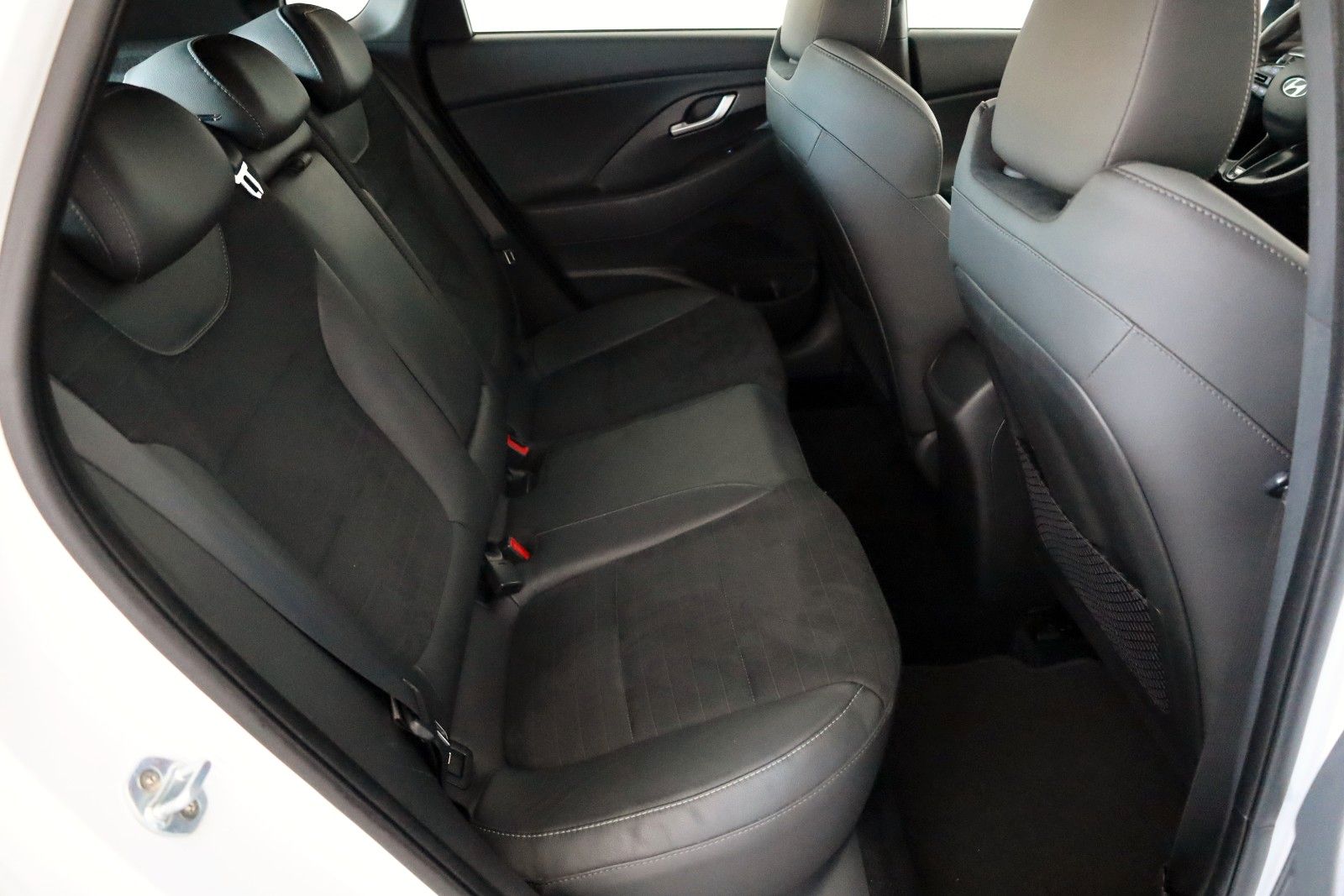 Fahrzeugabbildung Hyundai i30 N Line T.Leder,Navi,LED,Panorama,Apple CarP.