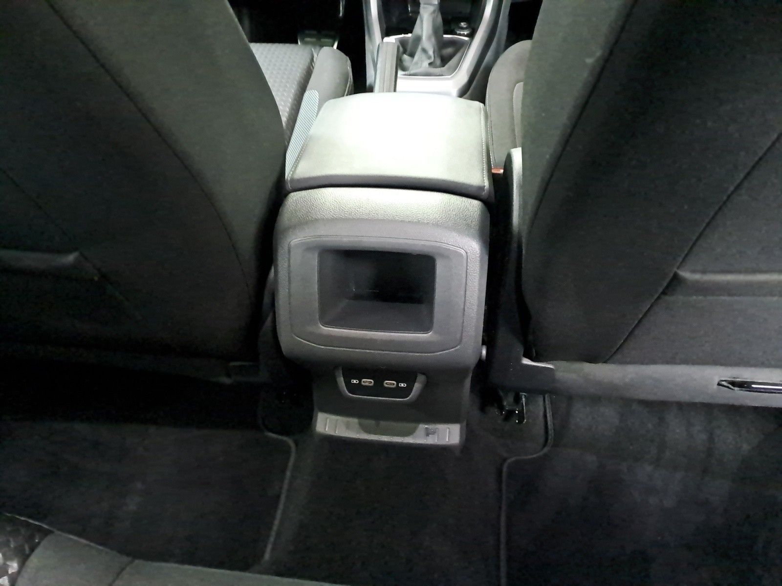 Volkswagen T-Cross - Bild 14