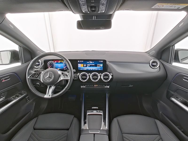 Fahrzeugabbildung Mercedes-Benz B 200 PROGRESSIVE+AHK+PANO+STNDHZ+NIGHT+LHZG+LED