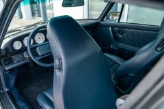 PORSCHE 911 G-Modell/ DE/ SITZHZG./ SCHIEBEDACH/ 16" PORSCHE 911 G-Modell/ DE/ SITZHZG./ SCHIEBEDACH/ 16"