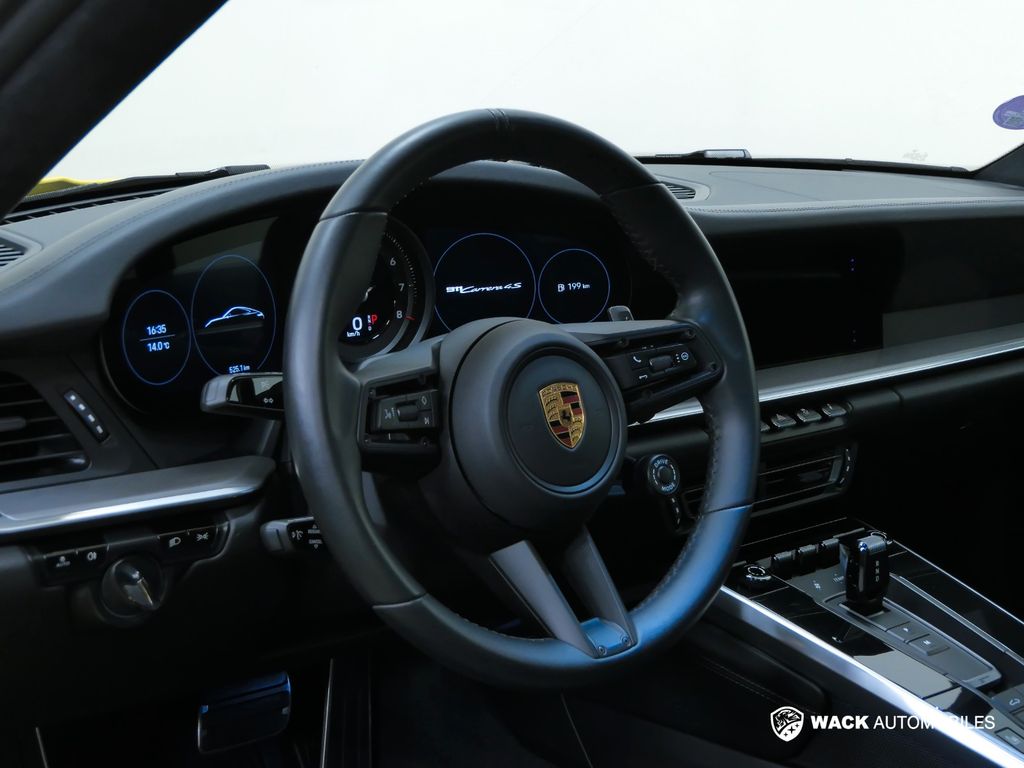 PORSCHE 911 2019