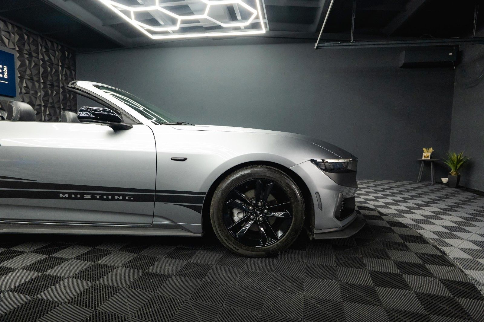 Fahrzeugabbildung Ford Mustang GT Cabrio DARK HORSE PREMIUM MY2024 19%