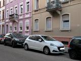 Peugeot 208 gepflegt TÜV Checkheft  Famili... - Peugeot 208 in Karlsruhe