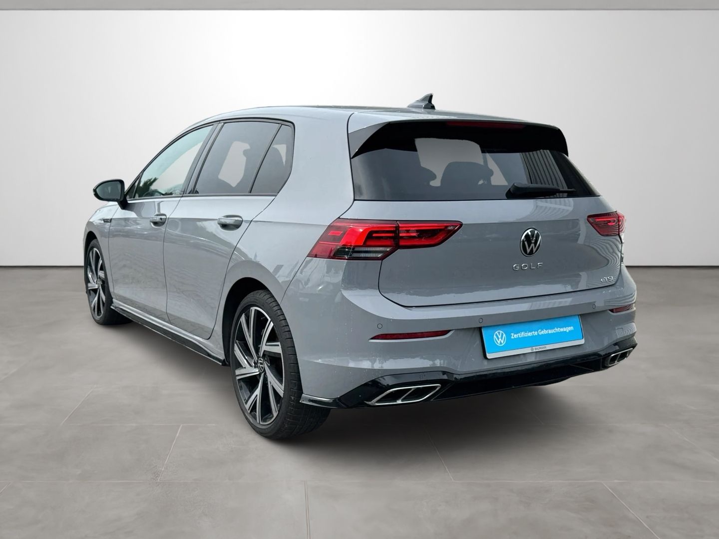 Golf VIII 1.5 eTSI DSG R-LINE *LED+*KAMERA*
