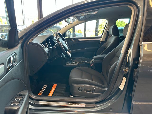 Skoda Superb Combi Exclusive *Navi*BiXenon*