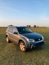Suzuki Grand Vitara 2.0 Comfort Limited - Suzuki Grand Vitara: Limited