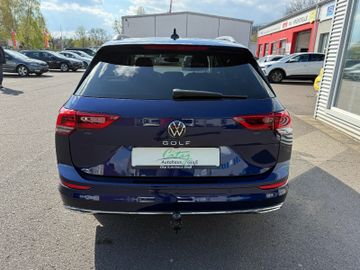 Volkswagen Golf VIII Var. Active+AHK+LED+SHZ+LHzg+Navi+Kame
