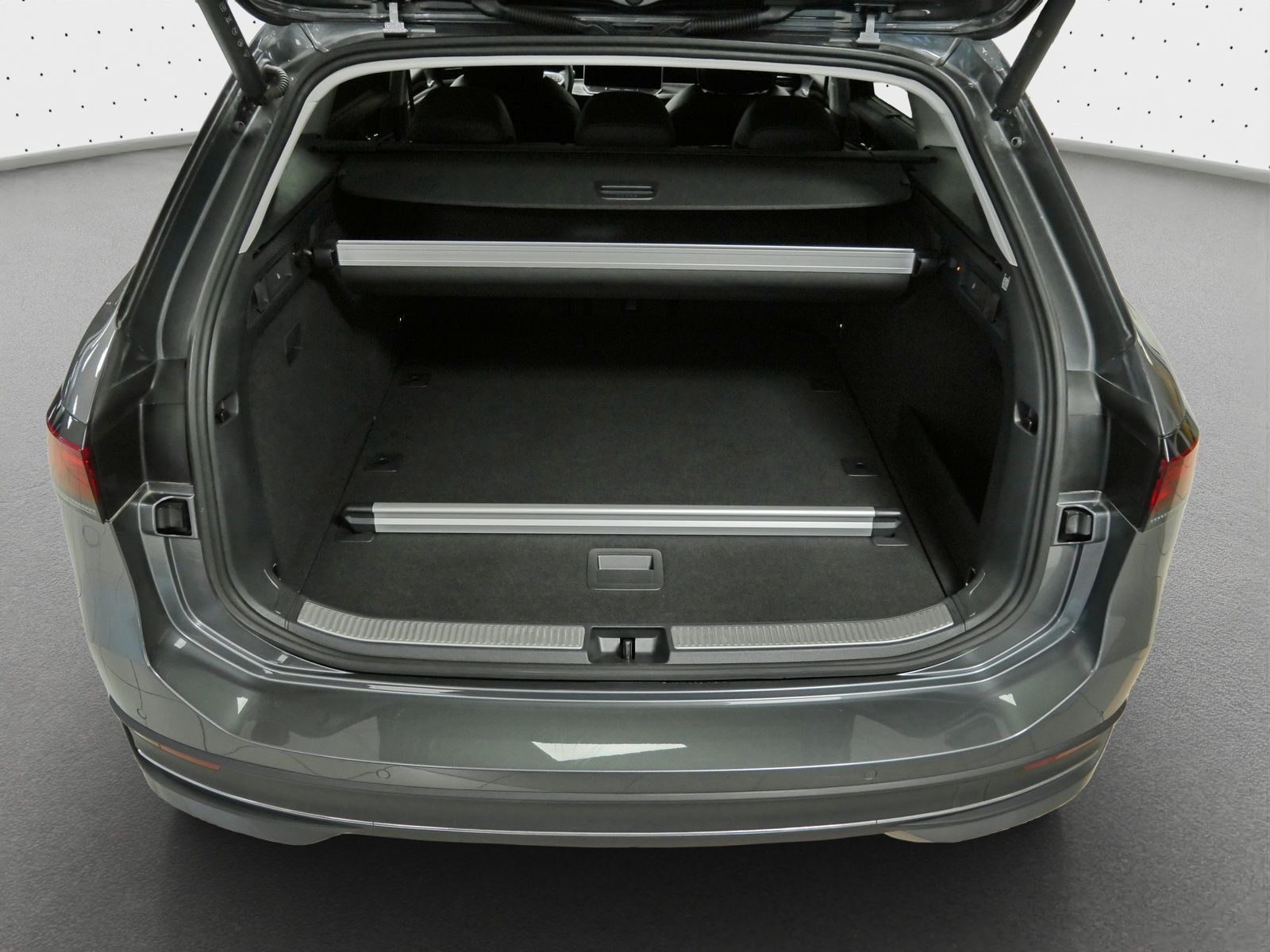 Volkswagen Passat Variant - Bild 11