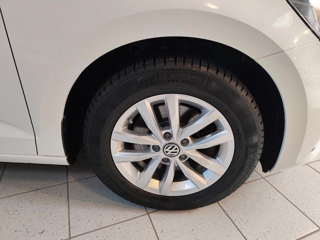 Touran 1.6 TDI *Navi*APP*Tempomat*PDC