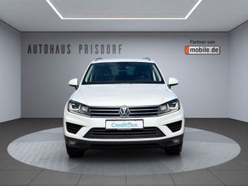 Volkswagen Touareg - 2